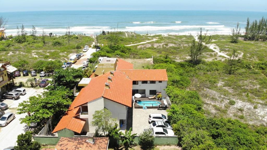 Pousada Caminho do Mar na Praia da Ferrugem