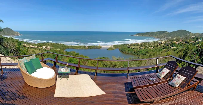Hospedagem charmosa para surfistas no Rosa