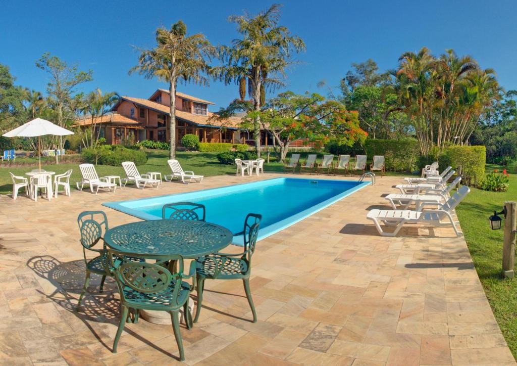 Piscina do Hotel Pousada da Lagoa